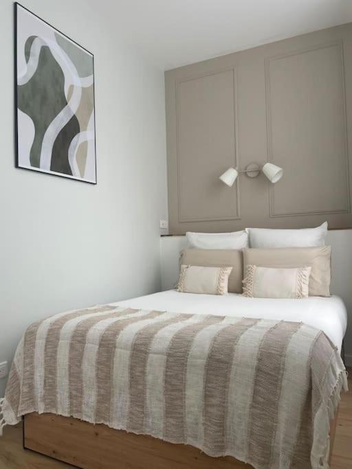 Joli Appartement Avec Parking - Proche Centre Ville Chartres Exteriér fotografie