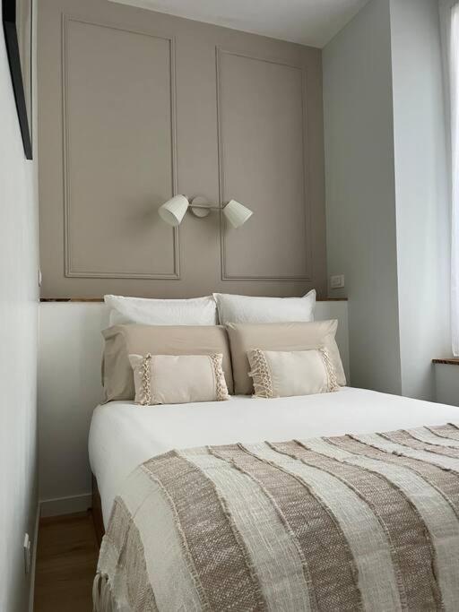 Joli Appartement Avec Parking - Proche Centre Ville Chartres Exteriér fotografie