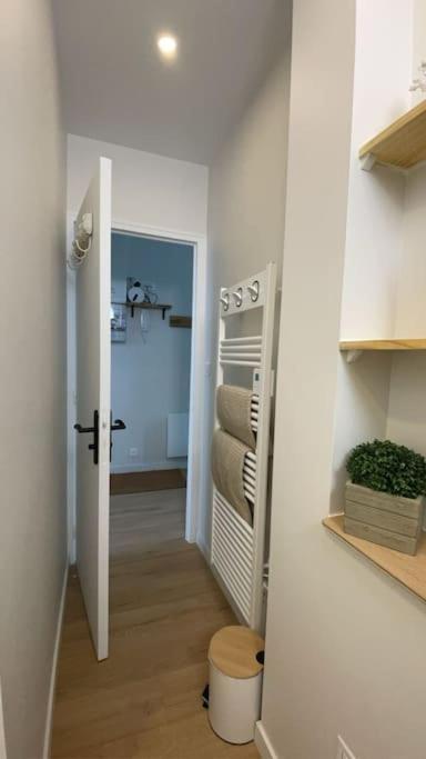 Joli Appartement Avec Parking - Proche Centre Ville Chartres Exteriér fotografie