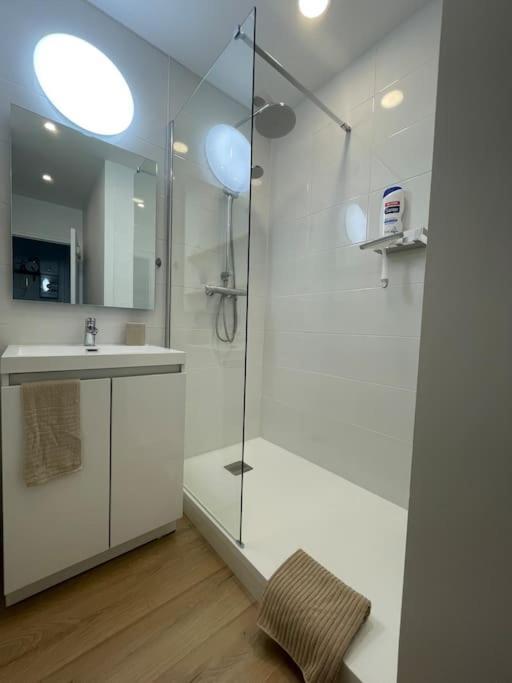 Joli Appartement Avec Parking - Proche Centre Ville Chartres Exteriér fotografie